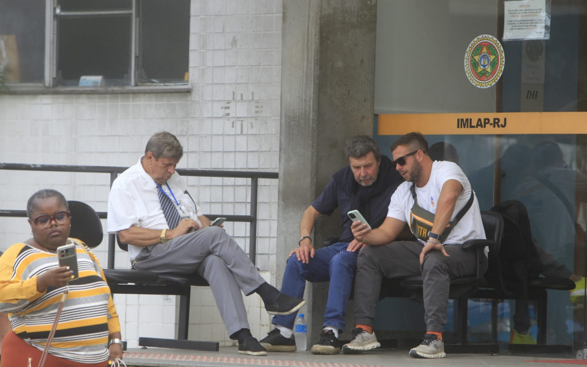Parentes do argentino Lucas Vignale estiveram no IML