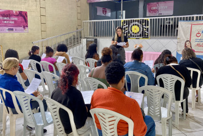 Espaço da Mulher Mesquitense realiza aulas inaugurais dos cursos de Design de Sobrancelhas e Cabeleireira