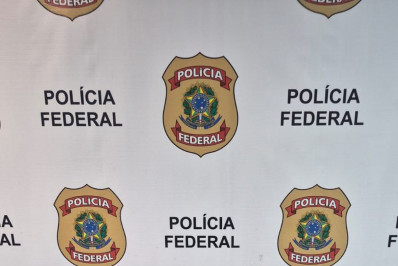 Mulher é presa em flagrante com aproximadamente 10 kg de maconha no Galeão