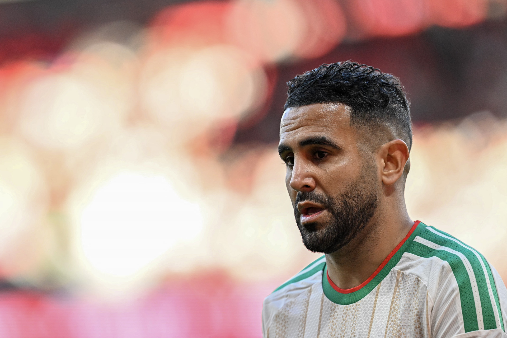 Mahrez é o principal jogador da seleção argelina - Gabriel Bouys / AFP