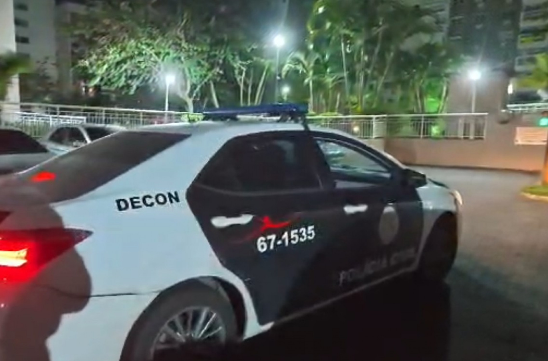 Agentes da Decon realizam buscas na capital e em cidades da Baixada - Reprodução