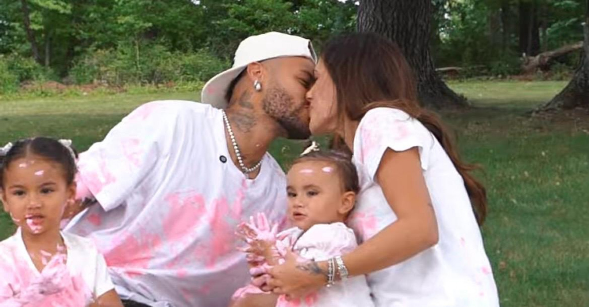 Bruna Biancardi e Neymar Jr são pais de Mavie e Mel - Reprodução de vídeo