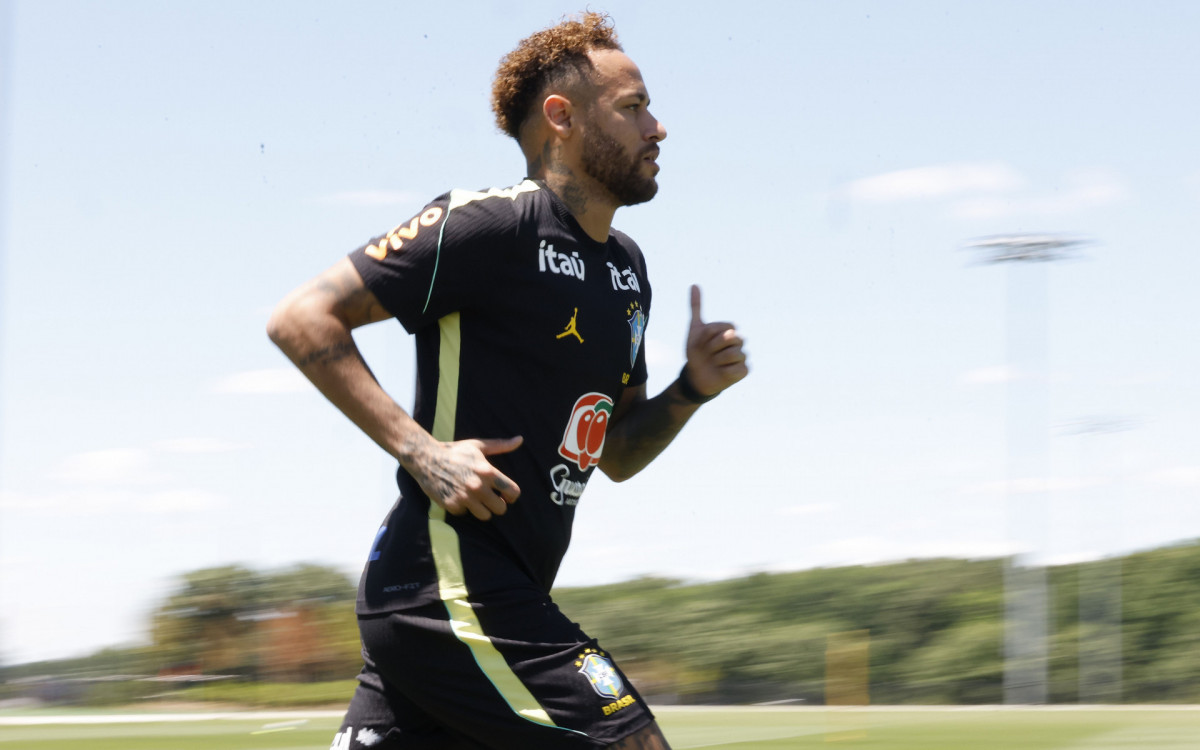 Craque se recupera de lesão na panturrilha direita