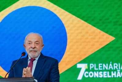 Frente parlamentar e associação repudiam fala de Lula sobre delegacias e celulares roubados