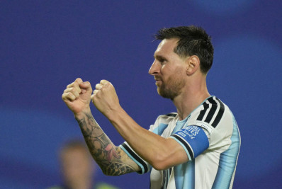 Argentina vence Argélia, e Messi iguala Klose como maior artilheiro da história das Copas