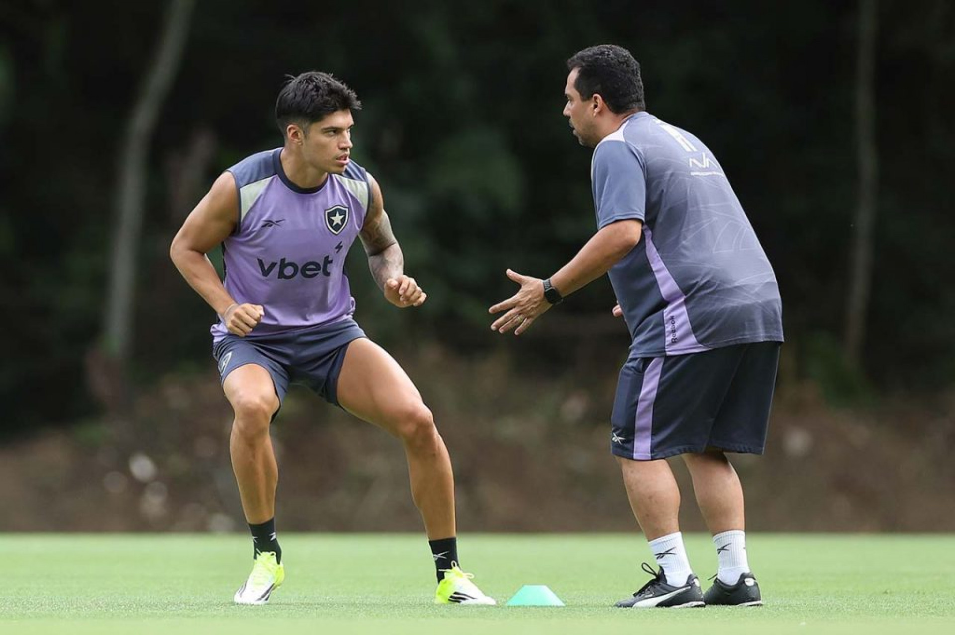 Joaqu&iacute;n Correa, do Botafogo, entra na mira de clube argentino