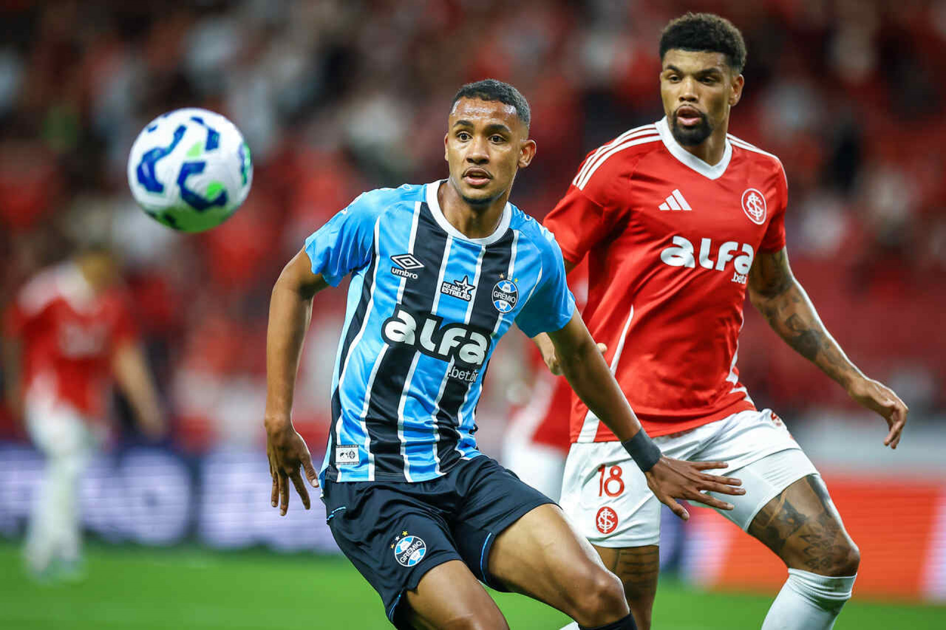 Gr&ecirc;mio avan&ccedil;a em negocia&ccedil;&atilde;o e pode vender Andr&eacute; Henrique