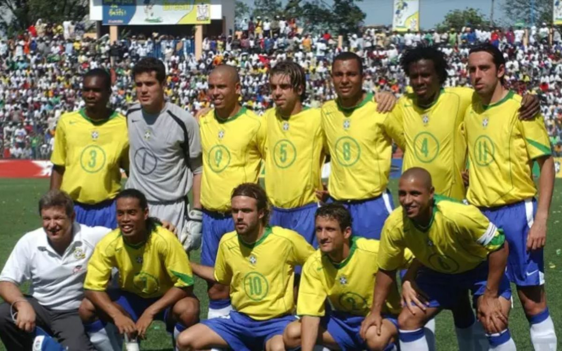 Time titular do Brasil para encarar o Haiti, no ?Jogo da Paz? - Nilton Santos / CBF
