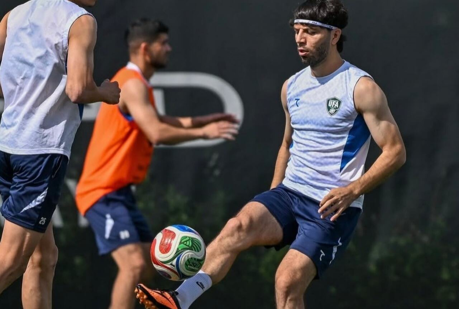 Fifa confirma troca do camisa 10 da sele&ccedil;&atilde;o do Uzbequist&atilde;o