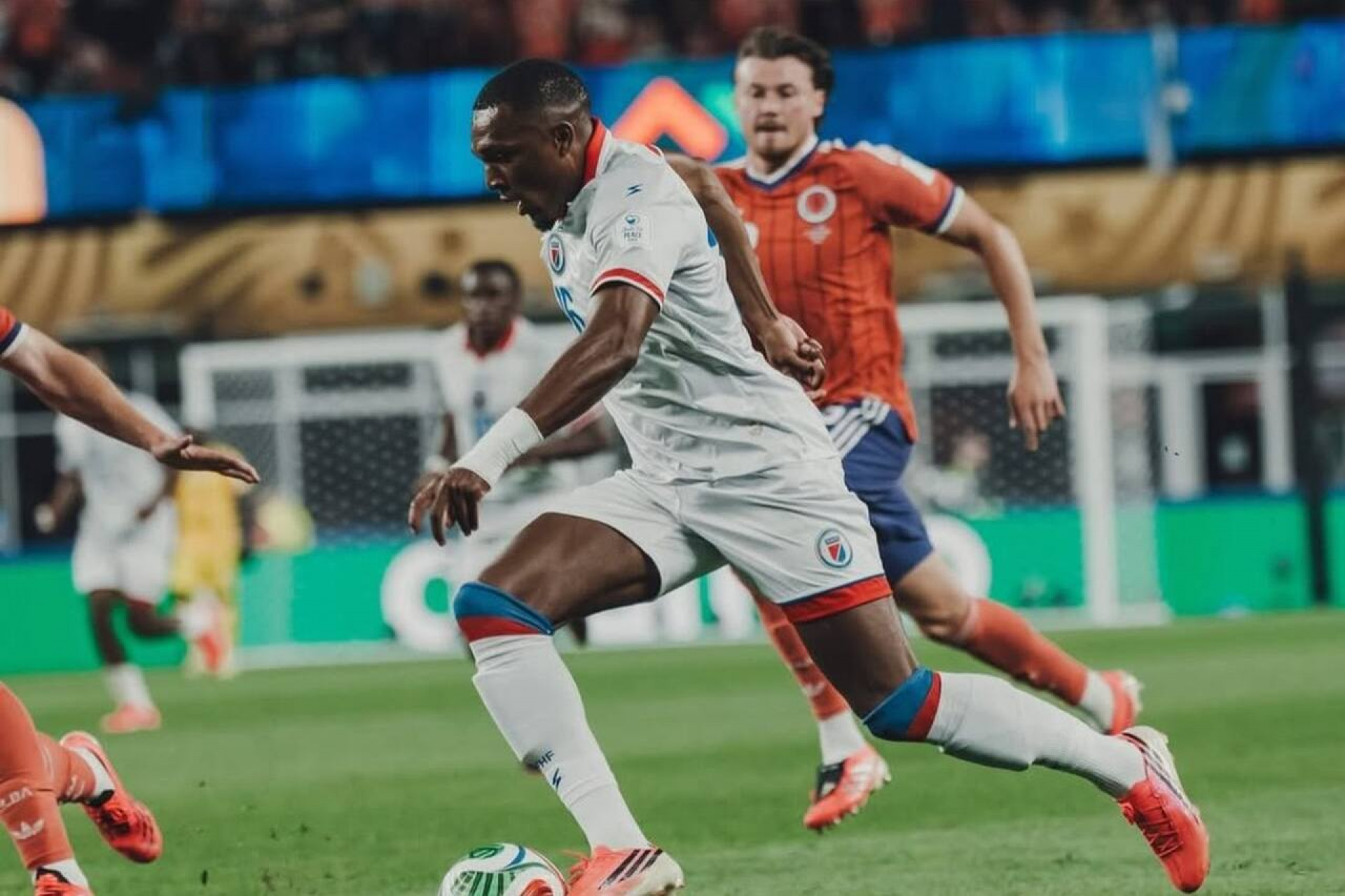 Haiti chega como sele&ccedil;&atilde;o pior colocada da Copa antes de enfrentar o Brasil