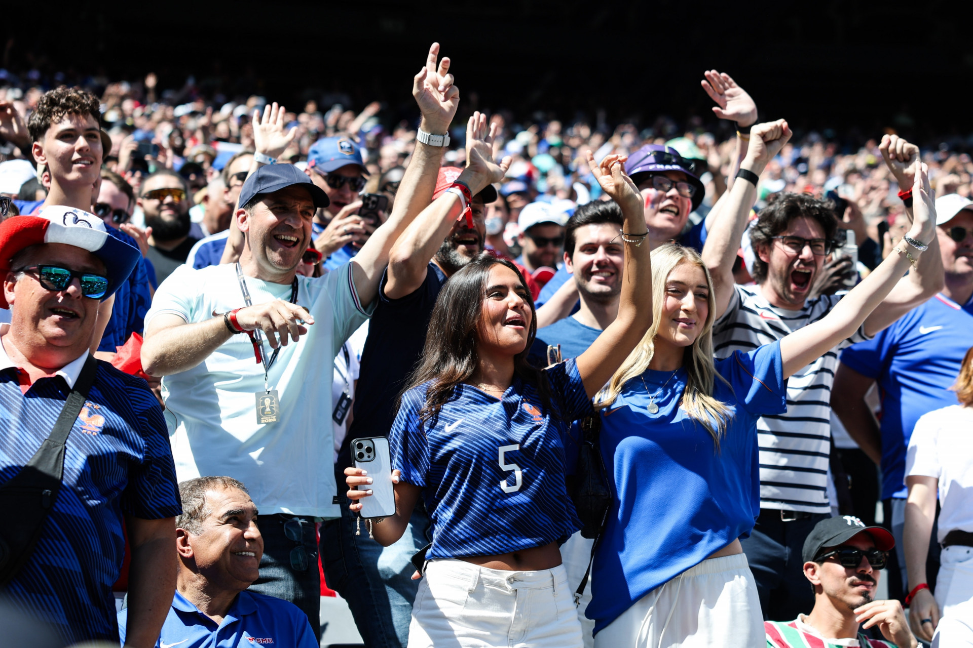 França estreou com vitória na Copa - Vanessa Carvalho/Parceiro/ Agência O Dia