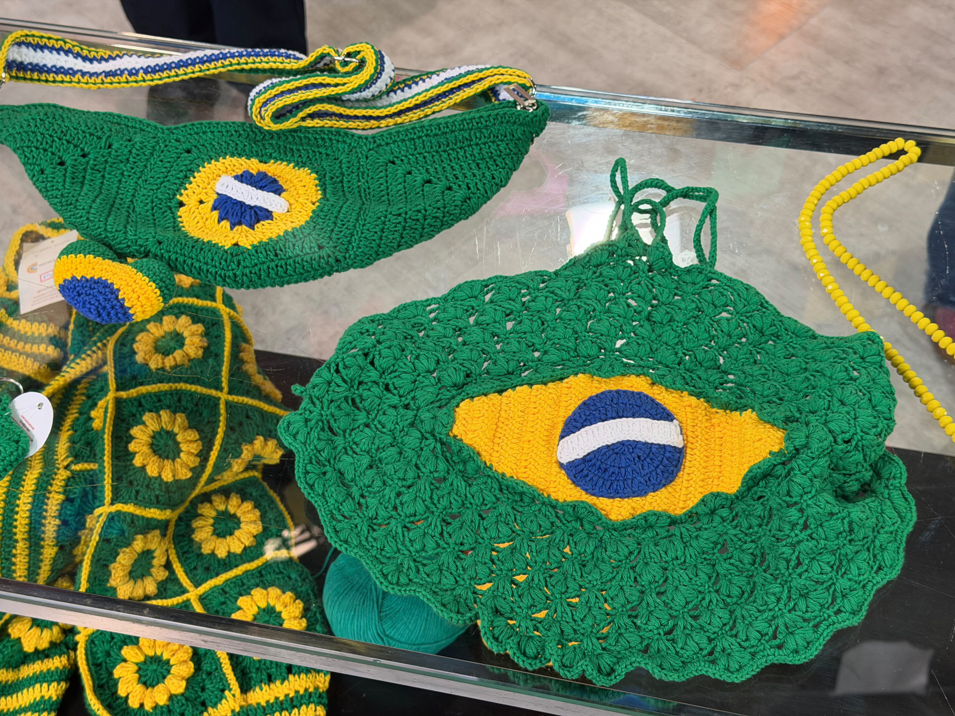 Croch&ecirc; com muita brasilidade para essa Copa do Mundo - Divulga&ccedil;&atilde;o
