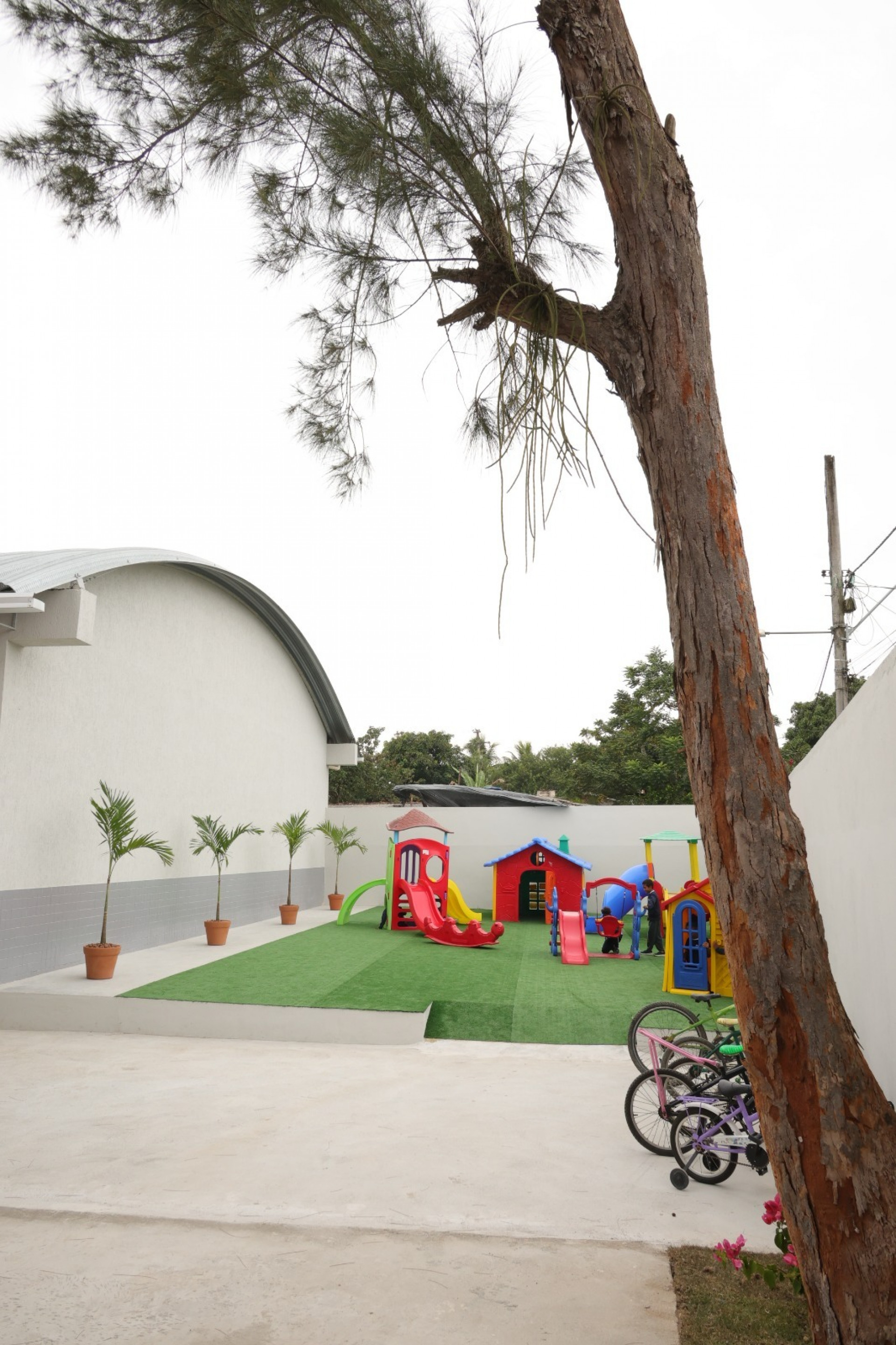 Revitalização da Escola Municipal Faustina Silva de Carvalho, em São Vicente - Ascom