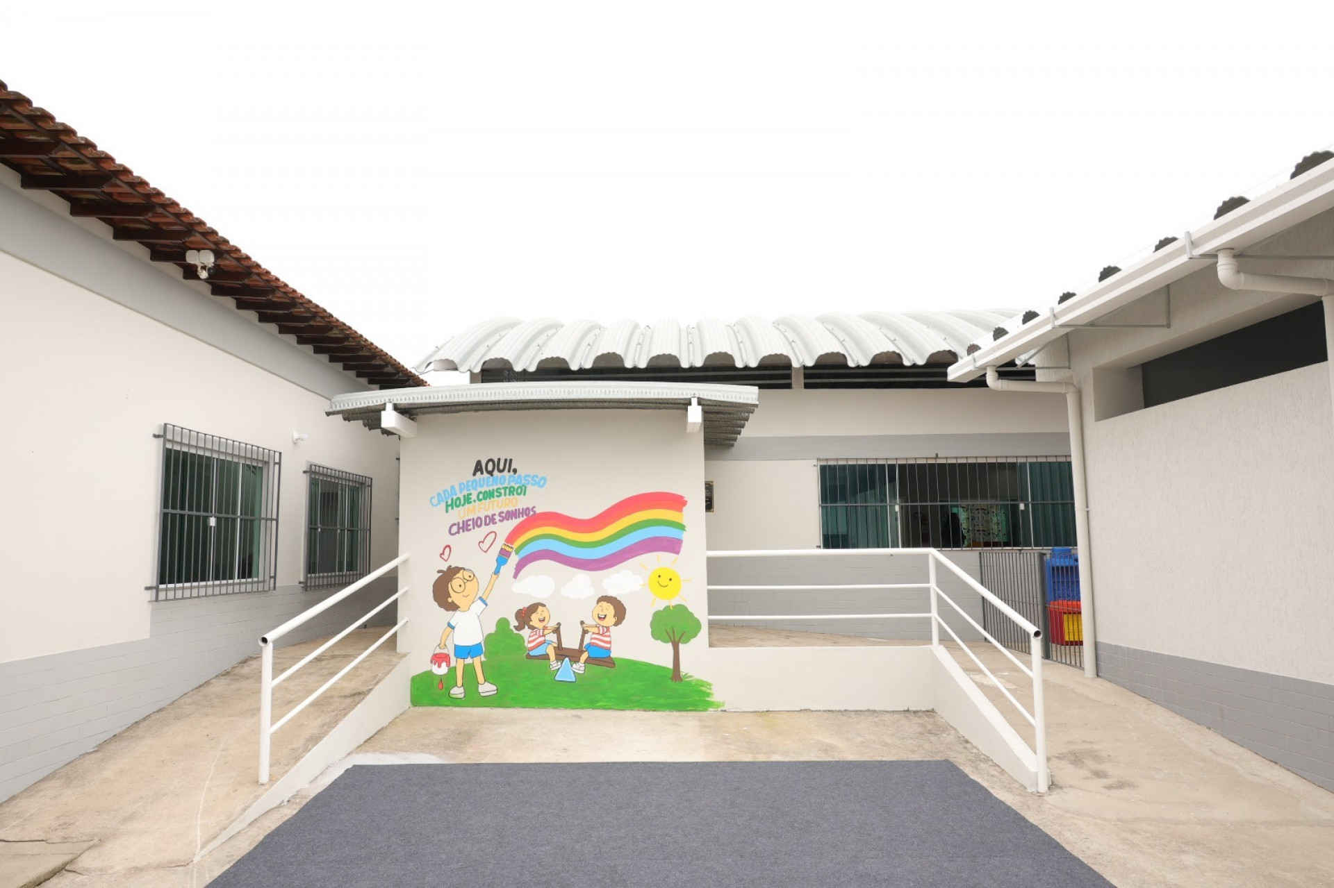Revitalização da Escola Municipal Faustina Silva de Carvalho, em São Vicente - Ascom
