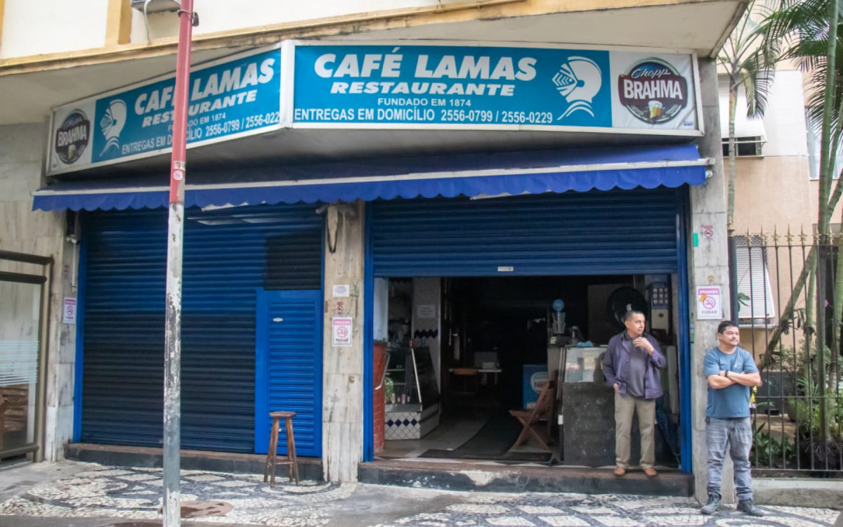 Café Lamas, de 152 anos, ficará fechado para obras após incêndio - Érica Martin / Agência O Dia
