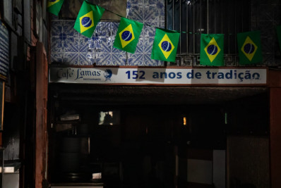 Problema em frigideira iniciou incêndio no Café Lamas, afirmam funcionários