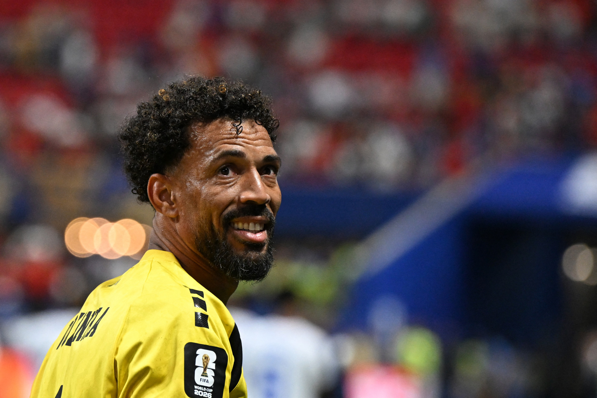 Vozinha, de 40 anos, &eacute; destaque do Cabo Verde no Mundial