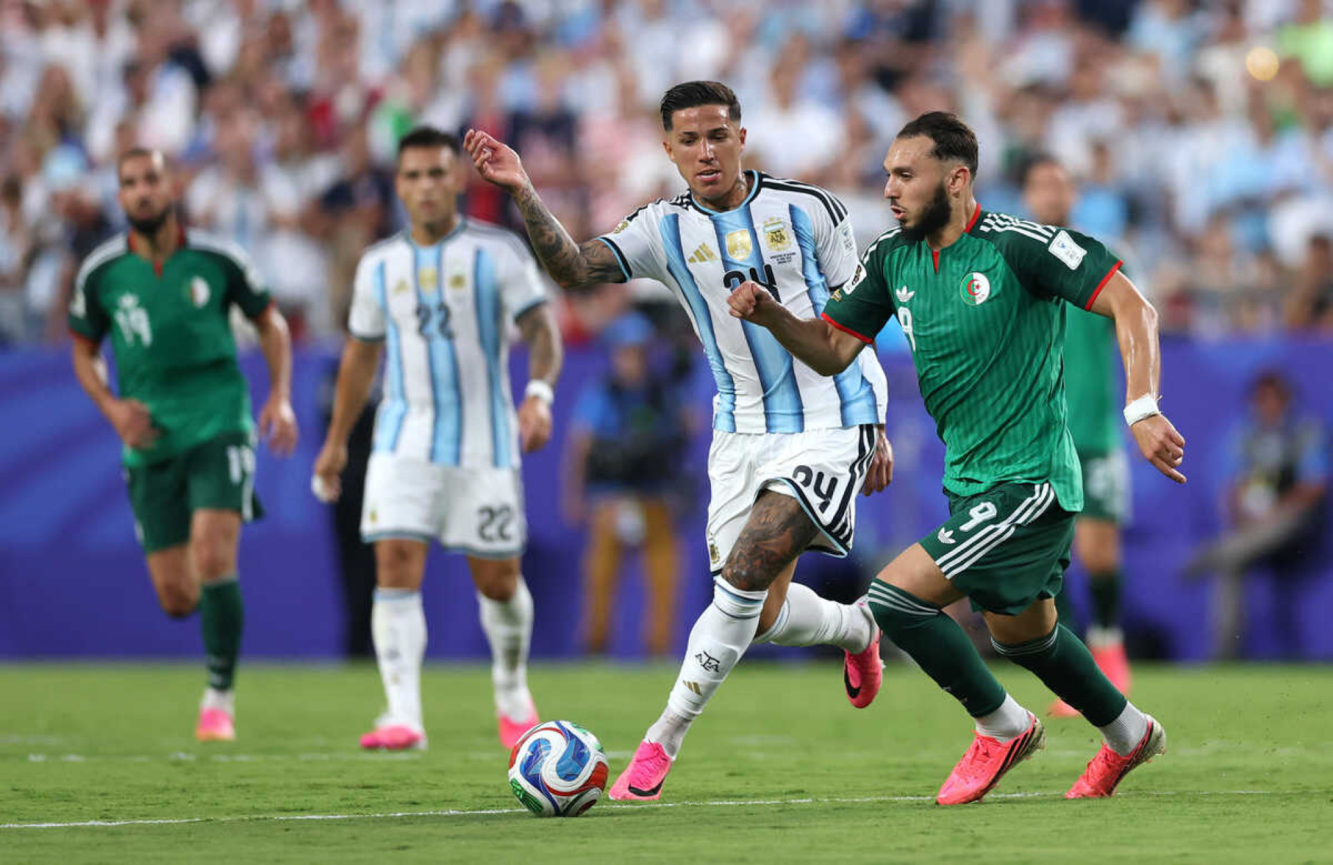 Real Madrid define Enzo Fern&aacute;ndez como prioridade na pr&oacute;xima janela