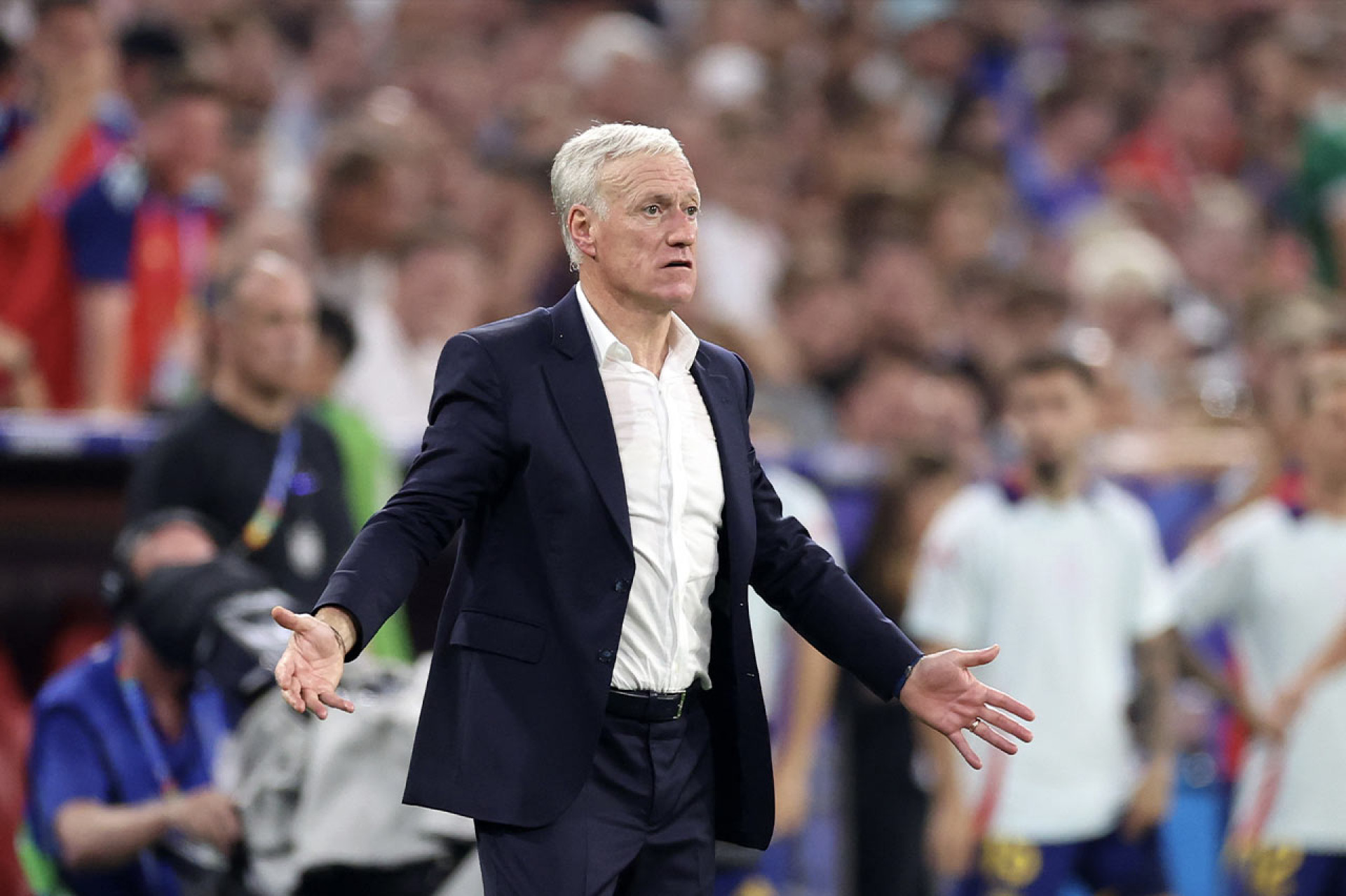 Deschamps e Scaloni come&ccedil;am bem a disputa por recorde que dura 88 anos