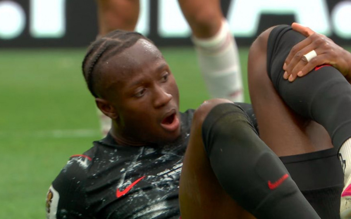 Reação de Koné ao ver a lesão