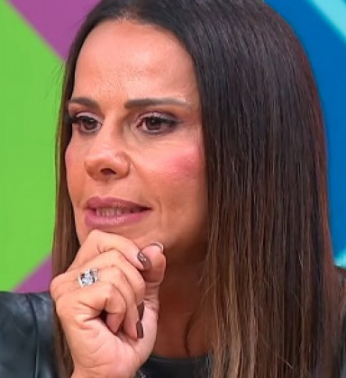 Viviane Araujo revela como lida com comentários etaristas