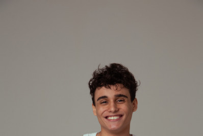 Pedro Goifman fala sobre trabalho no cinema e em séries após sucesso em 'Garota do Momento'