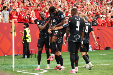 Canadá atropela o Catar e conquista vitória histórica na Copa do Mundo