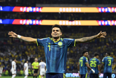 Luis Díaz brilha, e Colômbia vence o Uzbequistão pela Copa do Mundo