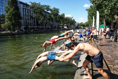 França autoriza banho em canais de Paris em meio à onda de calor