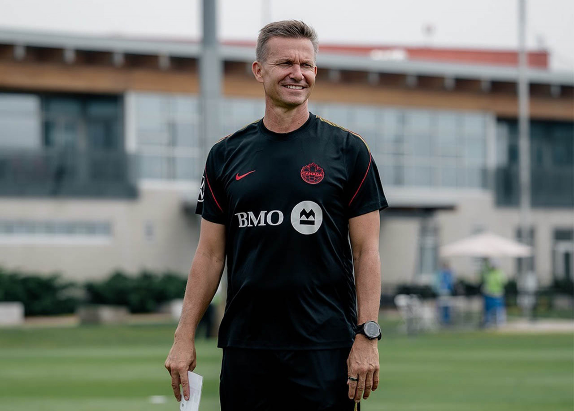 Canad&aacute; x Catar: onde assistir, escala&ccedil;&otilde;es e arbitragem