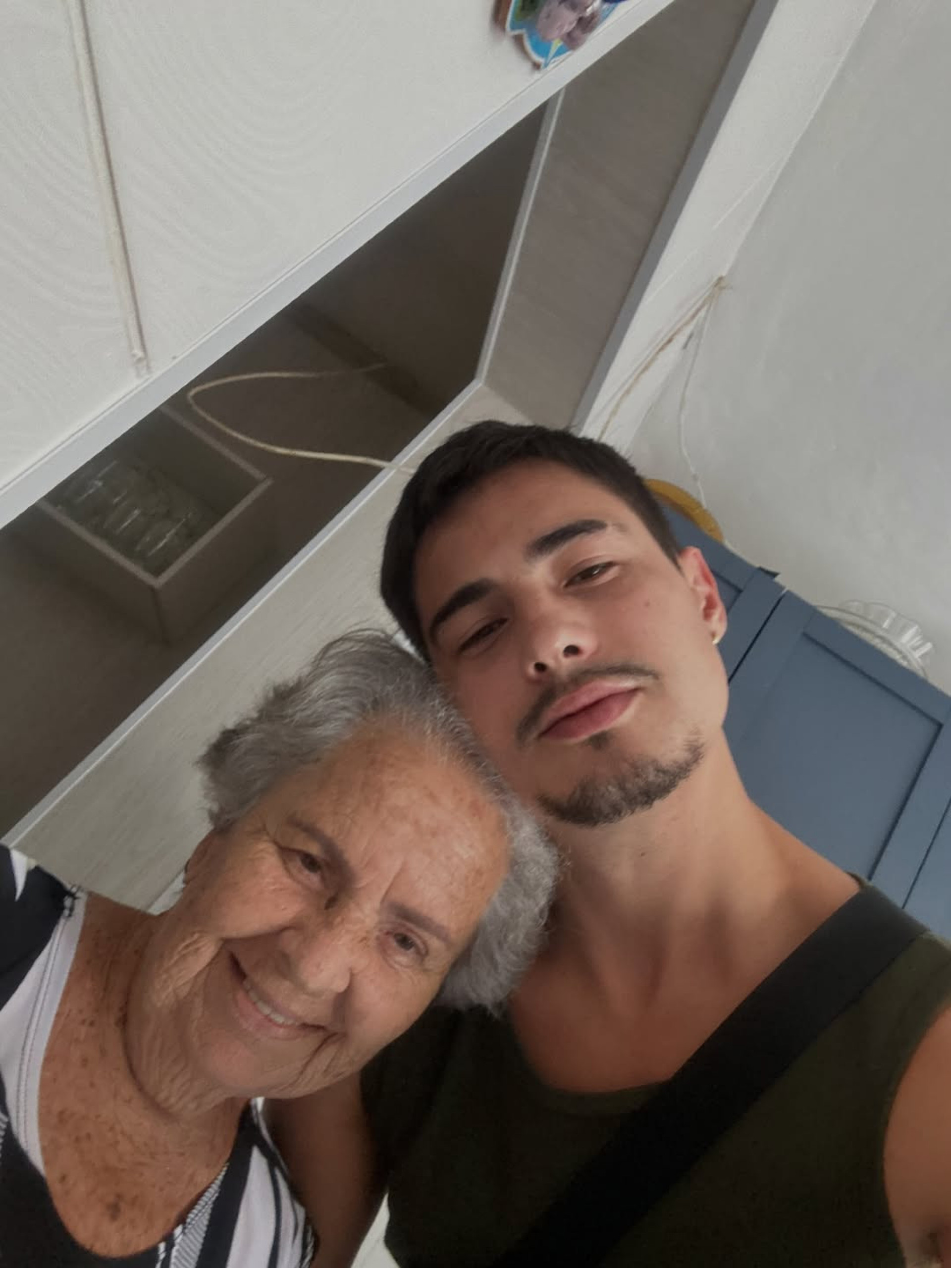 Danilo Mesquita anunciou morte da av&oacute; - Reprodu&ccedil;&atilde;o/Instagram 