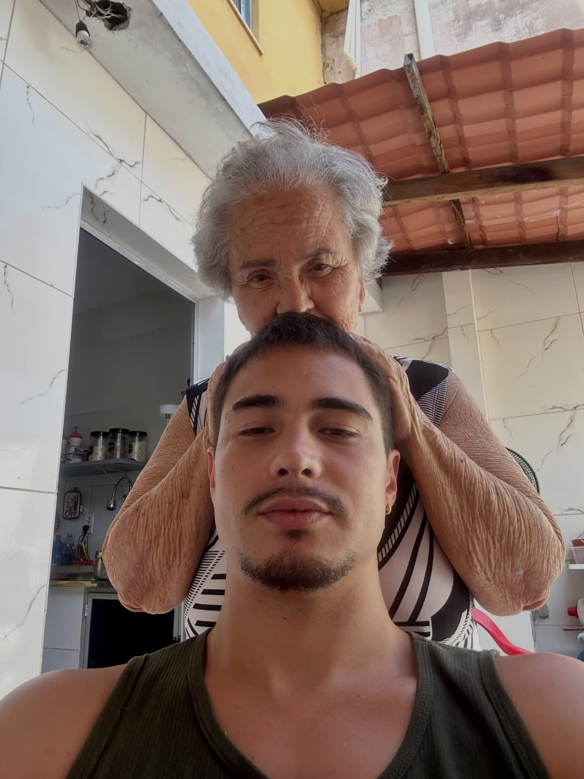 Danilo Mesquita compartilhou fotos após falecimento da avó  - Reprodução/Instagram 