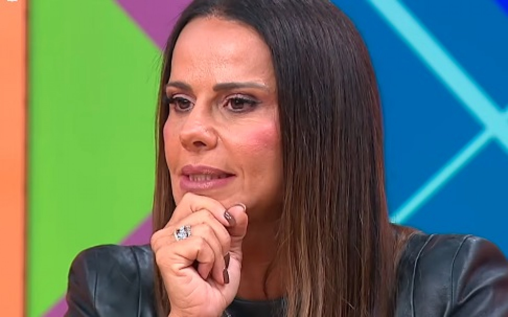 Viviane Araujo revela como lida com comentários etaristas