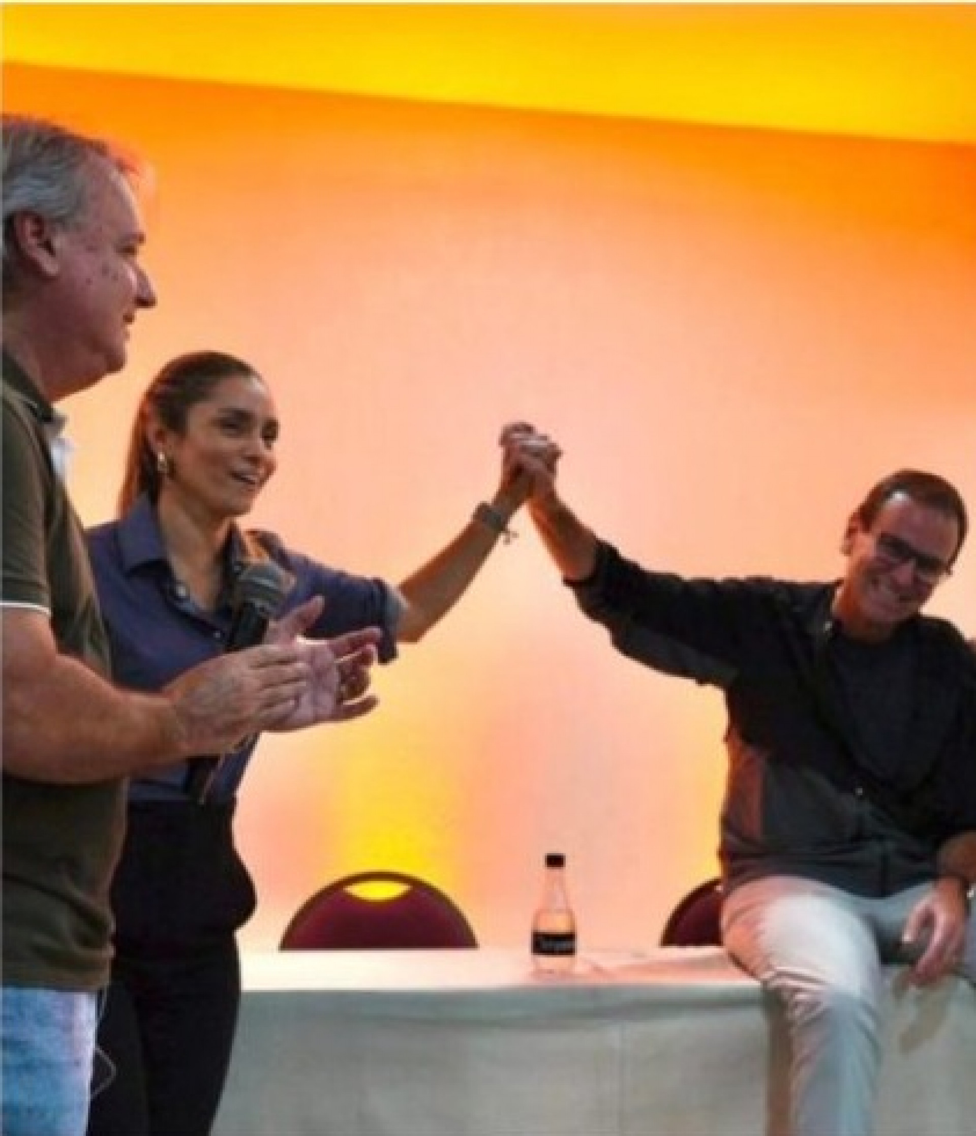 Eduardo Paes em Búzios ao lado do prefeito Alexandre Martins e da primeira dama, Daniele Martins  - Reprodução