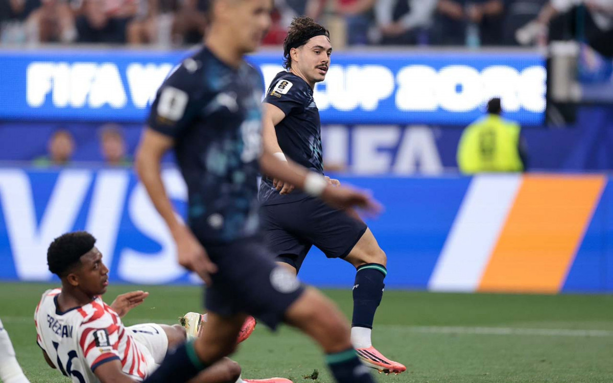 TV Globo comete erro em an&uacute;ncio de jogo e caso gera crise interna