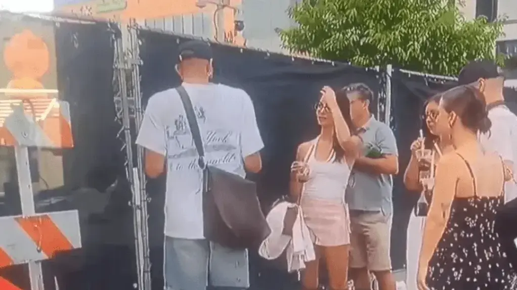 Jogador da Espanha é barrado na concentração por segurança: 'Como se chama?'