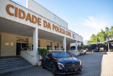 Operação mira milícia responsável por extorsão e movimentação de R$ 25 milhões