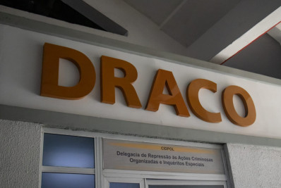 Polícia realiza operação contra milicianos envolvidos em extorsão e tiroteios na Zona Oeste