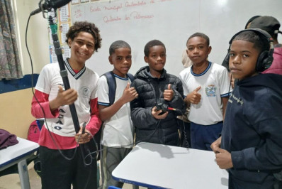 Alunos da escola quilombola, em Quatis, participam de projeto de curta-metragem sobre superação, cultura e identidade