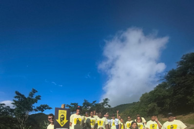Travessia do Mico-leão-dourado transforma Casimiro de Abreu em rota de ecoturismo, conservação e desenvolvimento