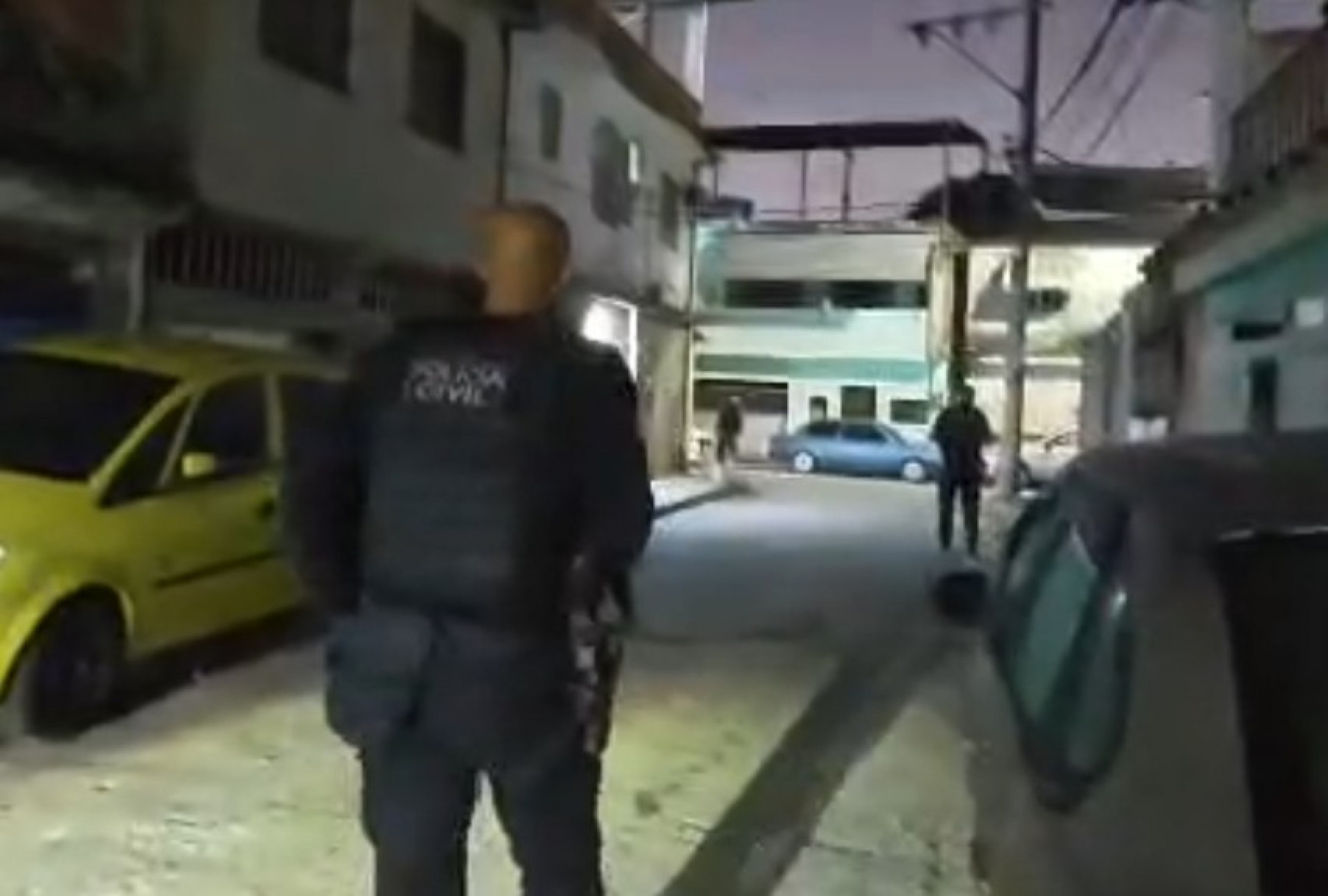 Polícia Civil cumpre mandados contra suspeitos de integrar milícia - Reprodução