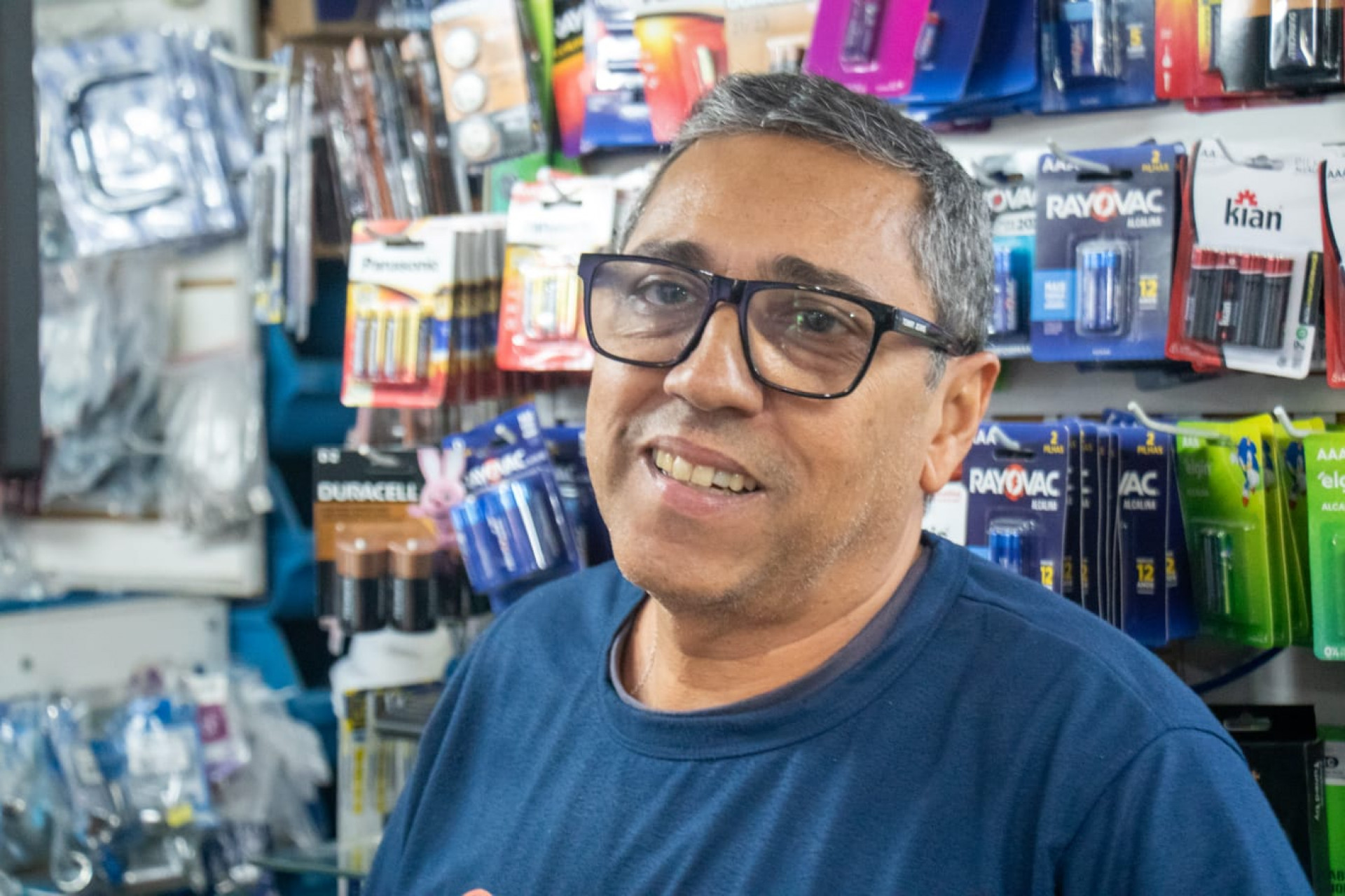 Luiz Alberto diz que materiais com metais são os preferidos dos ladrões - Érica Martin / Agência O Dia