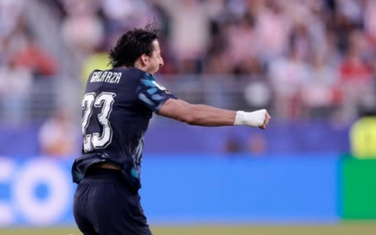 No entanto, horas depois, Galarza marcou para o Paraguai no jogo contra a Turquia em um minuto e três segundos, roubando o posto de gol mais rápido da Copa até agora