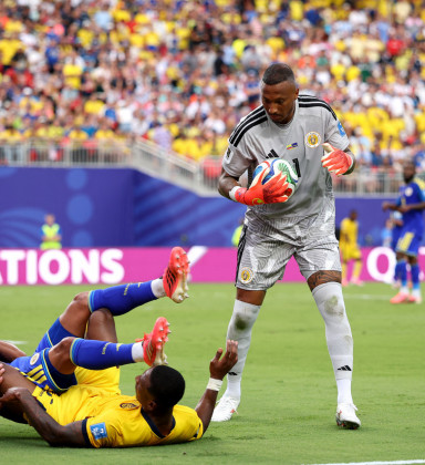 Goleiro brilha, e Curaçao empata sem gols com o Equador na Copa