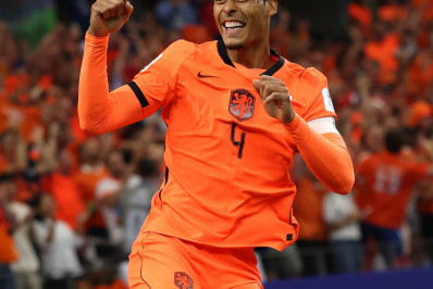 Virgil van Dijk cita oscilação, mas exalta goleada da Holanda: 'Mostramos que somos capazes'