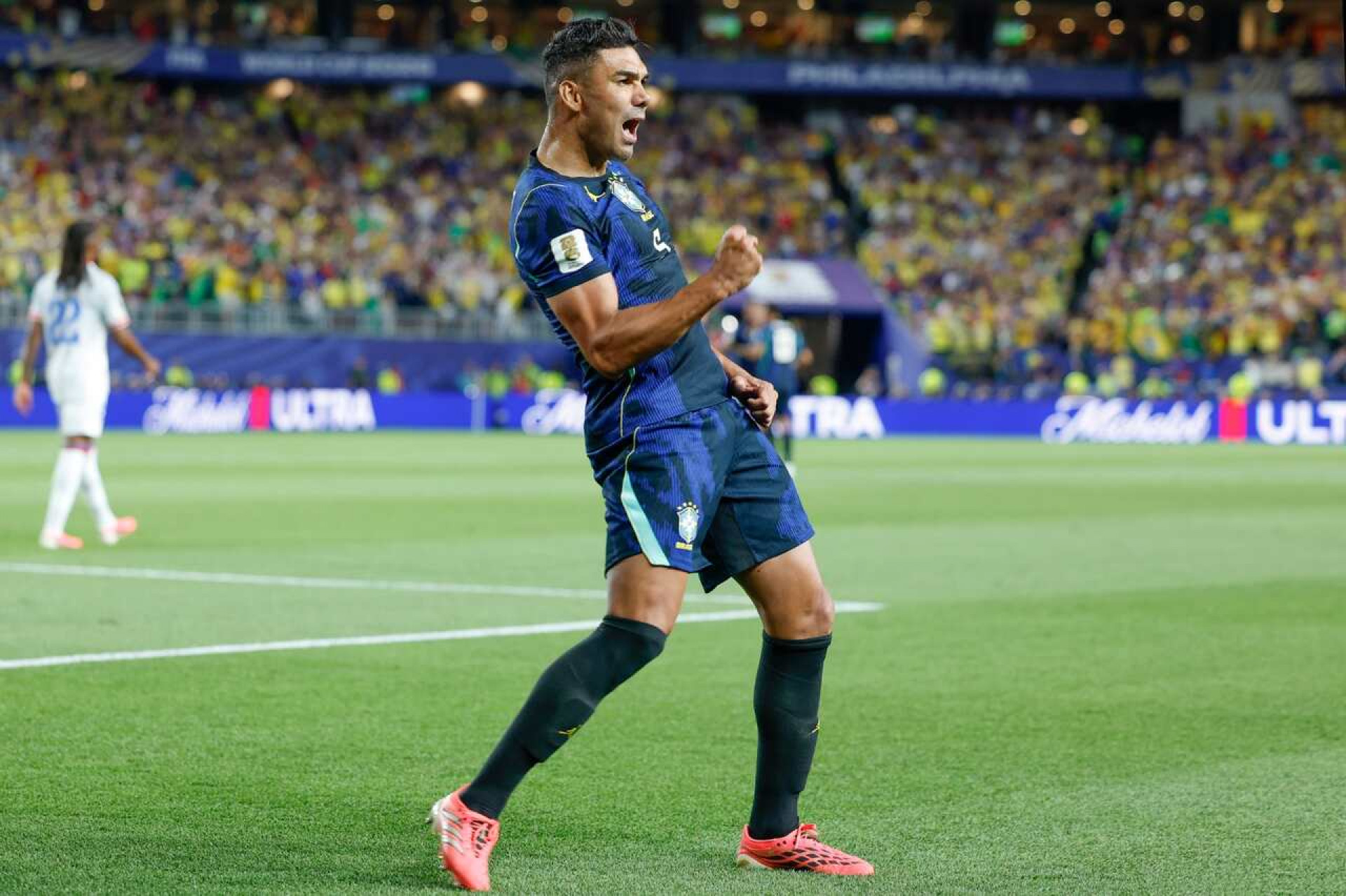 Casemiro acerta com Inter Miami e jogar&aacute; ao lado de Messi