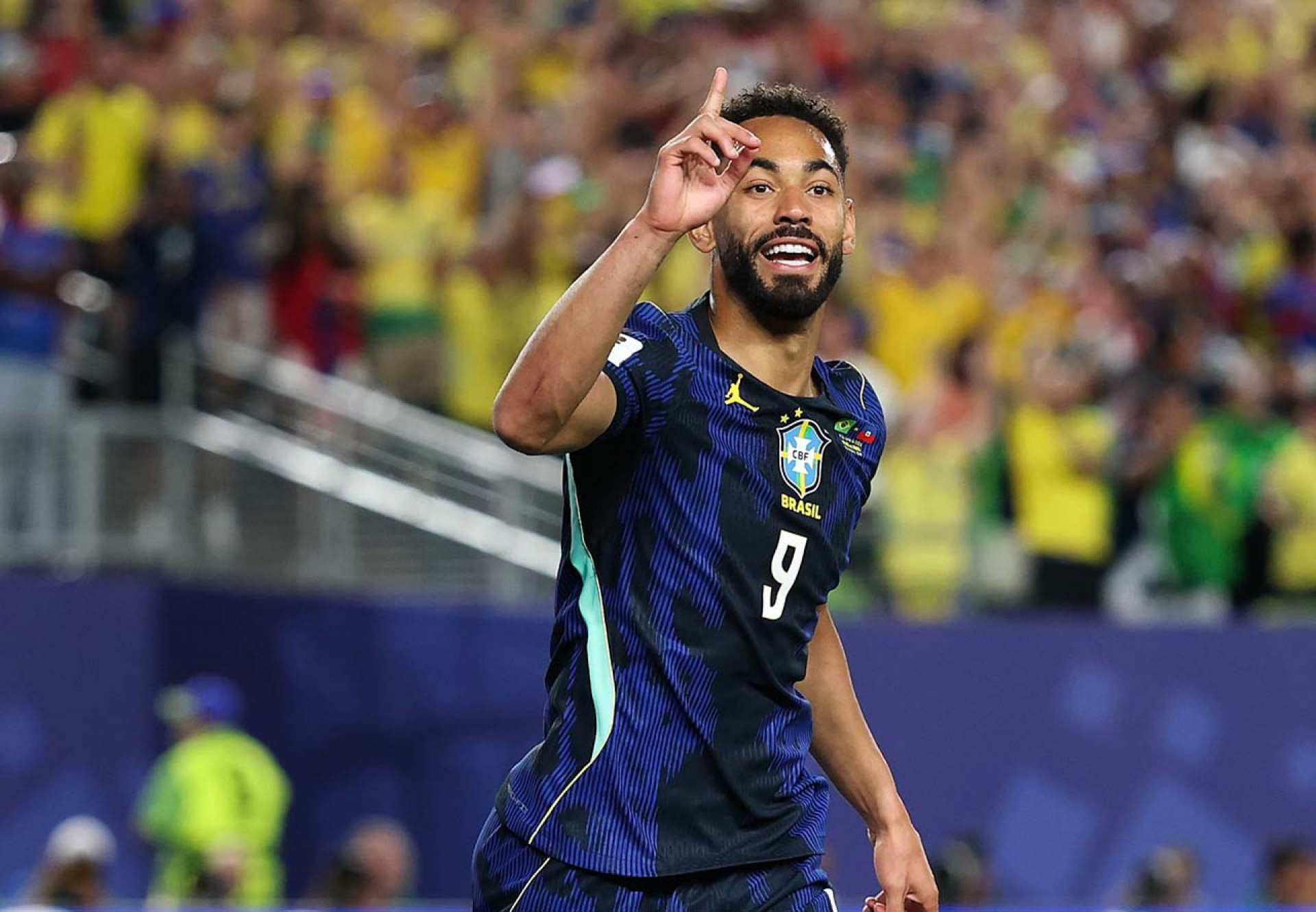 Matheus Cunha v&ecirc; amadurecimento ap&oacute;s aus&ecirc;ncia em 2022: “Estar na Copa j&aacute; &eacute; um orgulho”