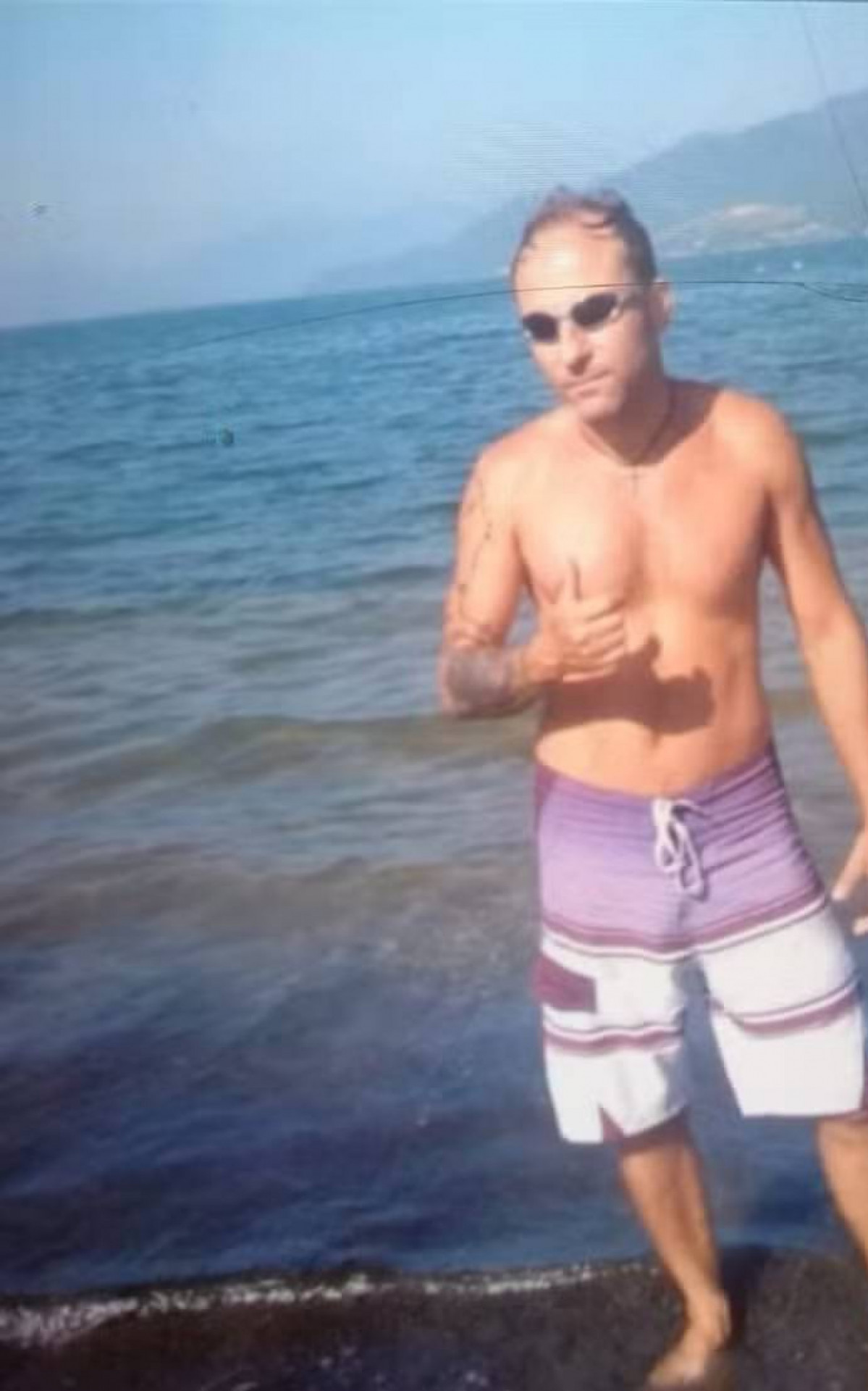 Fábio tinha baixa visão e defendia o amigo quando foi atingidoR - Rede Social