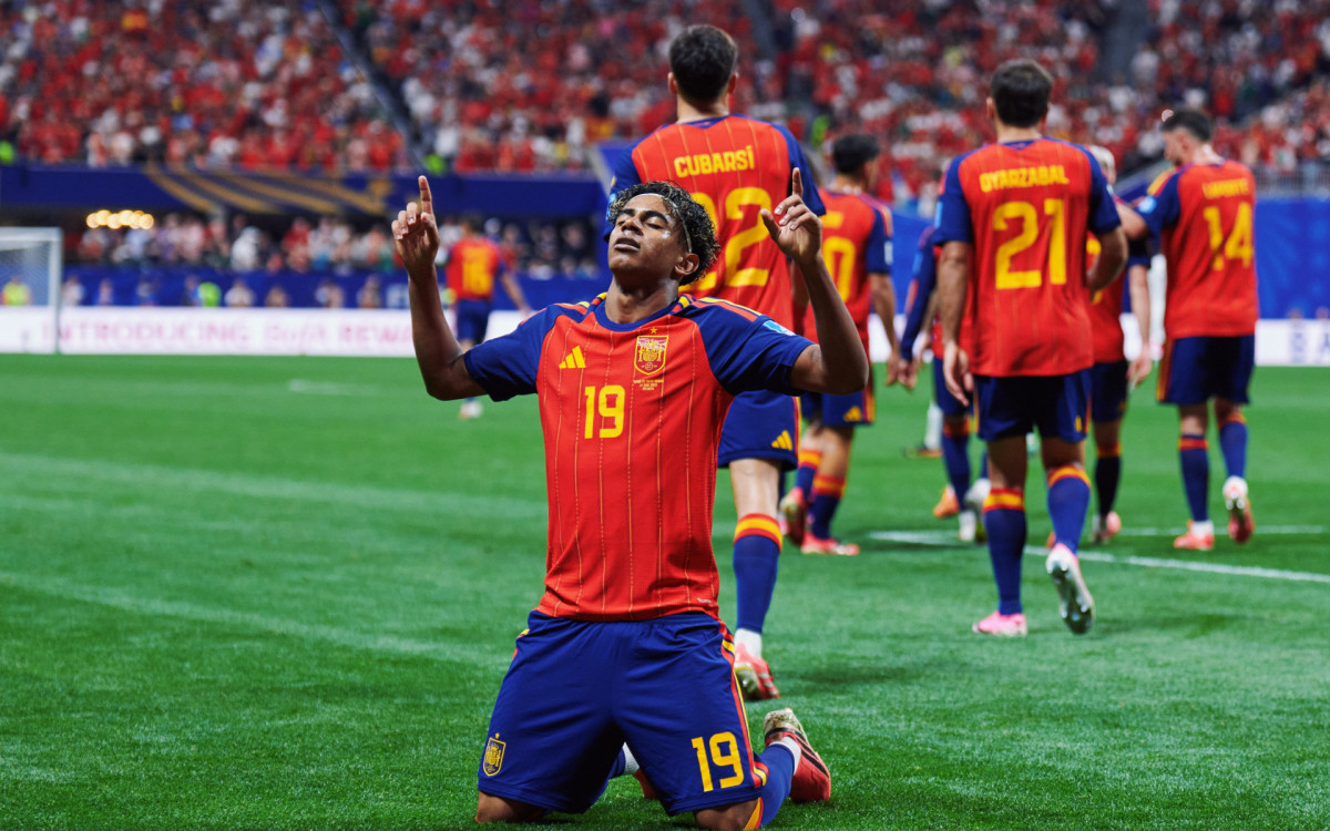 Espanha obteve primeira vitória na Copa do Mundo com estilo