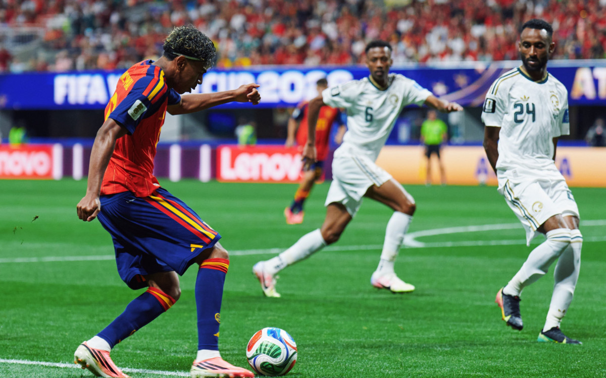 Espanha obteve primeira vitória na Copa do Mundo com estilo